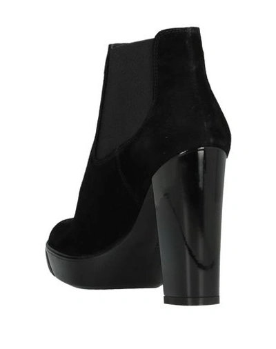 Hogan Ankle Boots In Black