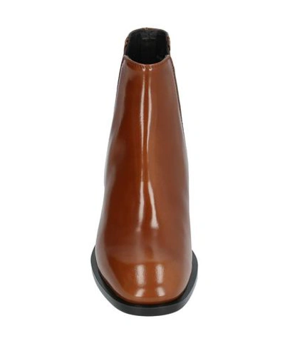 Tod's Ankle Boot In Brown