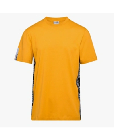 Shop Diadora T-shirt Ss Trofeo In Orange Mustard