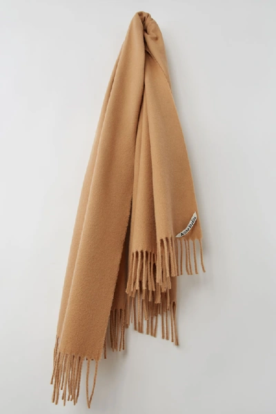 Shop Acne Studios Canada Cash Nw Camel Brown In Cashmere Fringed Scarf