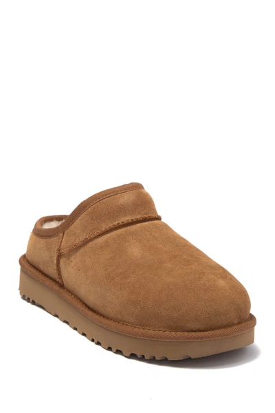 Shop Ugg Classic Slipper In Che