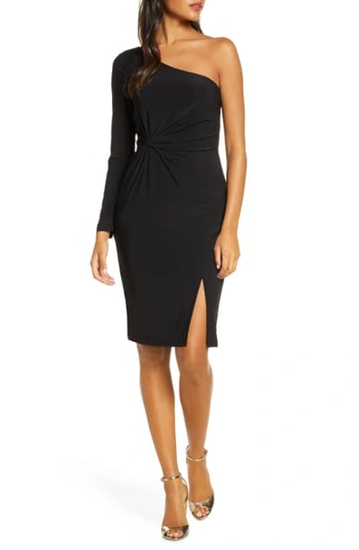 Shop Vince Camuto One-sleeve Ruched Cocktail Dress In Black