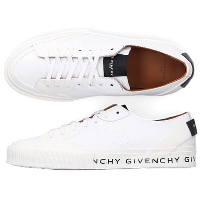 Shop Givenchy Low-top Sneakers Tennis Light In White
