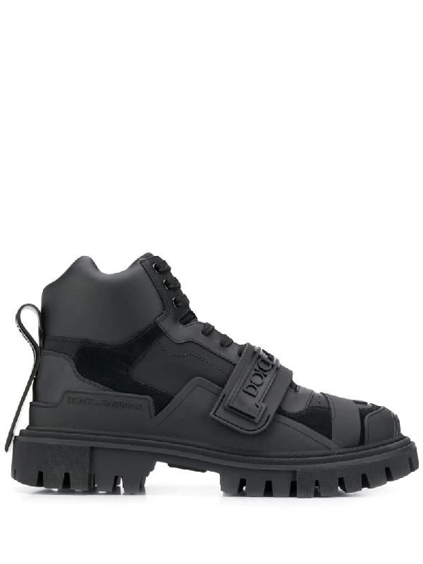 black trekking shoes
