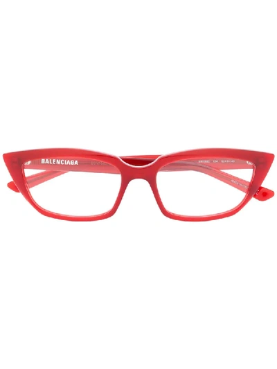 Shop Balenciaga Cat-eye-brille In Red