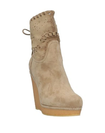 Le Silla Ankle Boot In Beige