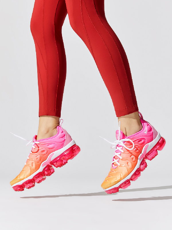vapormax plus pink and orange