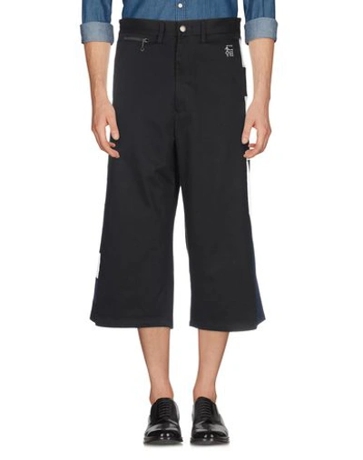 Shop Facetasm 3/4-length Shorts In Black