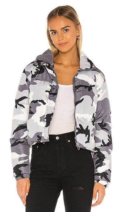 SUPERDOWN HEIDI PUFFER JACKET – 灰色迷彩