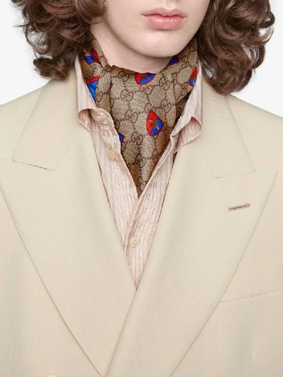 Shop Gucci Gg Bee-print Scarf In Neutrals