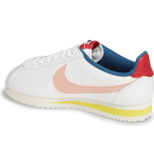 nike cortez coral stardust