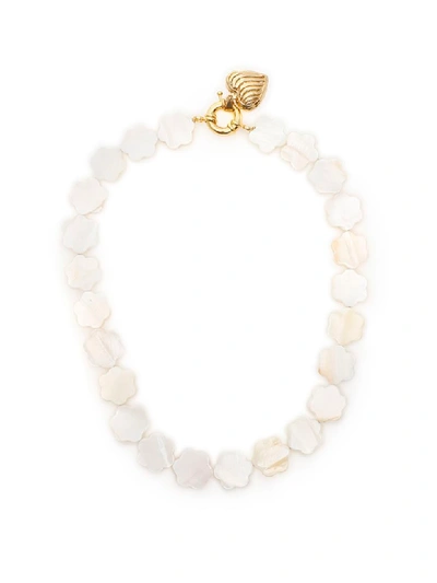 Shop Timeless Pearly Mother-of-pearl Flower Necklace In Variante Abbinata (white)