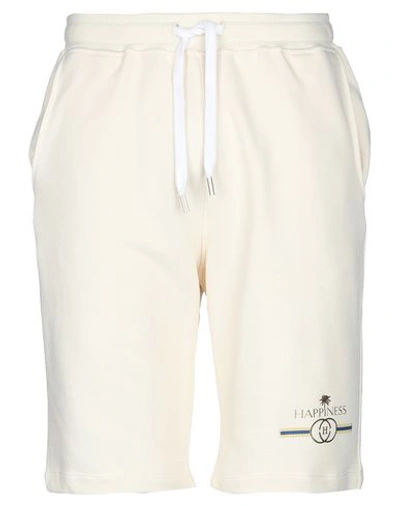 Shop Happiness Bermudas In Ivory