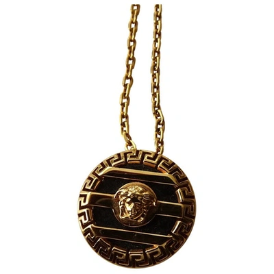 Pre-owned Versace Medusa Gold Metal Jewellery