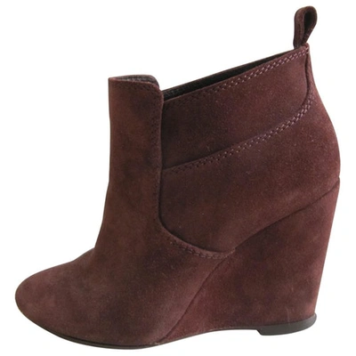 Pre-owned Tila March Burgundy Suede Ankle Boots