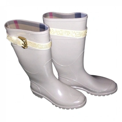 Pre-owned Burberry Ecru Rubber Boots