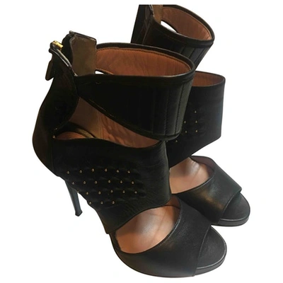 Pre-owned Pinko Leather Sandals In Black