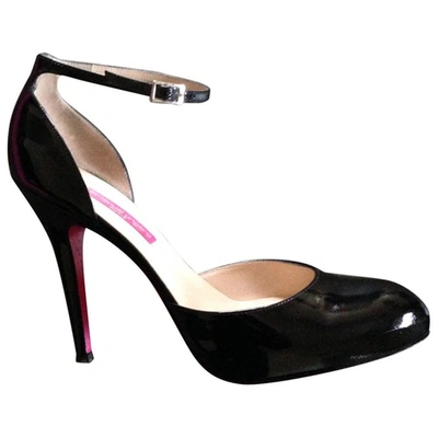 Pre-owned Emanuel Ungaro Patent Leather Heels In Black