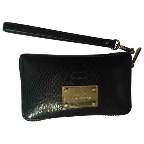 michael kors patent leather wallet