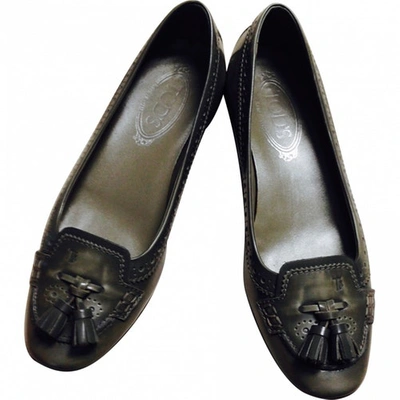 Pre-owned Tod's Leather Flats In Grey