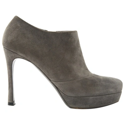 Pre-owned Saint Laurent High Heel In Grey