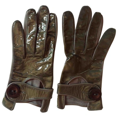 Pre-owned Maison Fabre Patent Leather Gloves In Khaki