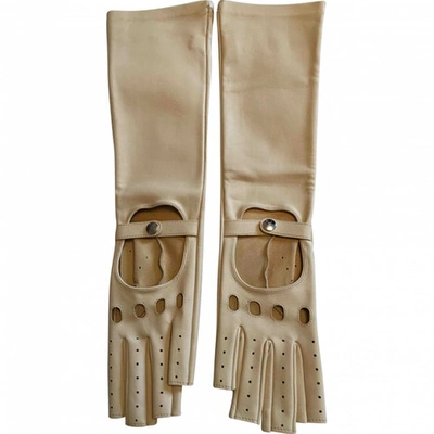 Pre-owned Chanel Beige Leather Gloves