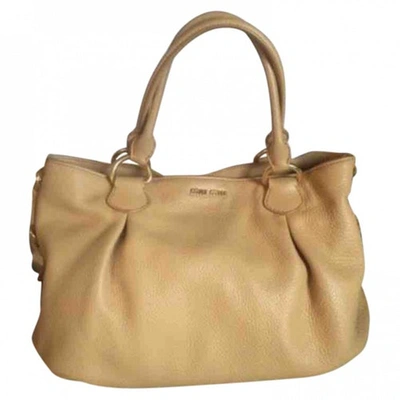 Pre-owned Miu Miu Leather Handbag In Camel