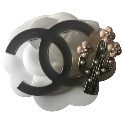 Pre-owned Chanel Khaki Metal Pins & Brooches