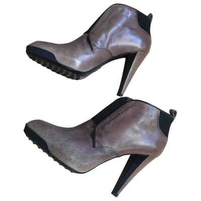 Pre-owned Tod's Leather Ankle Boots In Brown