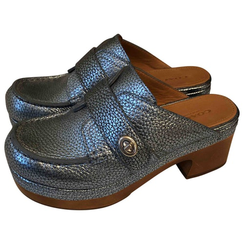 coach clogs