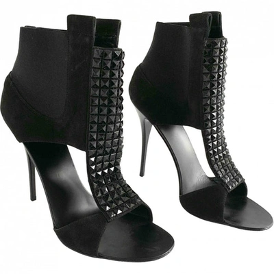 Pre-owned Giuseppe Zanotti Heels In Black