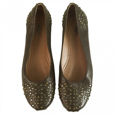Pre-owned Alaïa Leather Ballet Flats In Brown