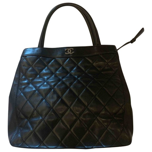 Chanel Black Leather Handbag | ModeSens
