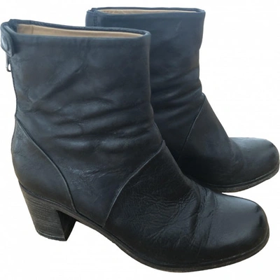 Pre-owned Hope Leather Ankle Boots In Black