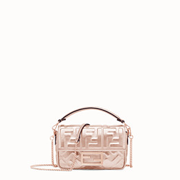 fendi baguette mini