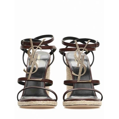 Pre-owned Saint Laurent Cassandra Brown Leather Sandals