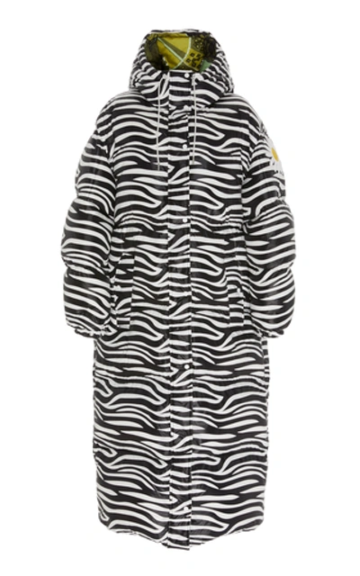 Shop Moncler Genius 0 Moncler Richard Quinn Zebra-print Tippi Quilted Shell In Animal