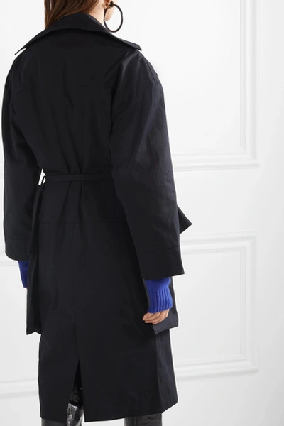 Shop Jacquemus Le Manteau Bagli Belted Herringbone Cotton Trench Coat In Midnight Blue