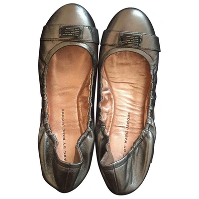 Pre-owned Marc By Marc Jacobs Ballet Flats In Metallic