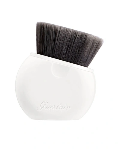 Shop Guerlain L'essentiel Retractable Foundation Brush