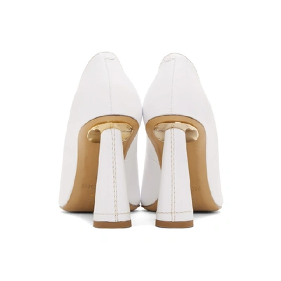 Jacquemus Les Chaussures Leon Leather Pumps In White | ModeSens