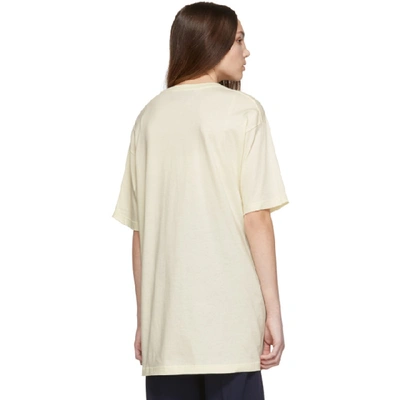 Shop Gucci Ivory Homme Pour Femme T-shirt In 7138 Ivory