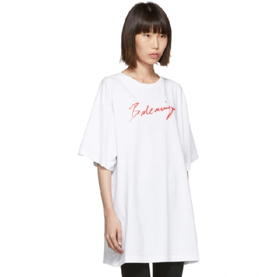 Shop Balenciaga White Signature T-shirt In 9783 Wht Re