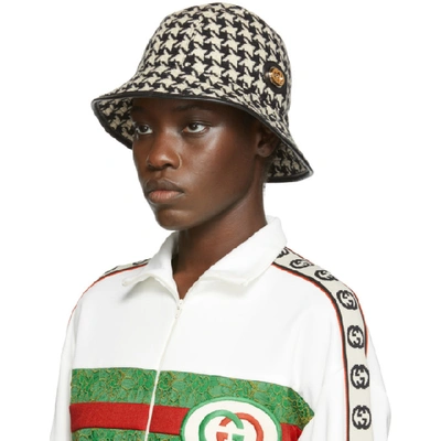 Shop Gucci Black And White Houndstooth Fedora In 9060 Wht/bl