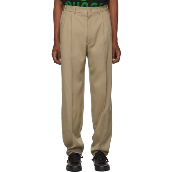 loose tapered trousers