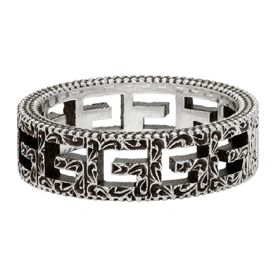 Shop Gucci Silver Square G Ring In 0811 Agdsil