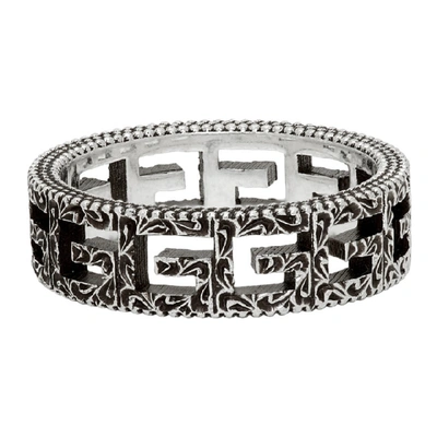 Shop Gucci Silver Square G Ring In 0811 Agdsil