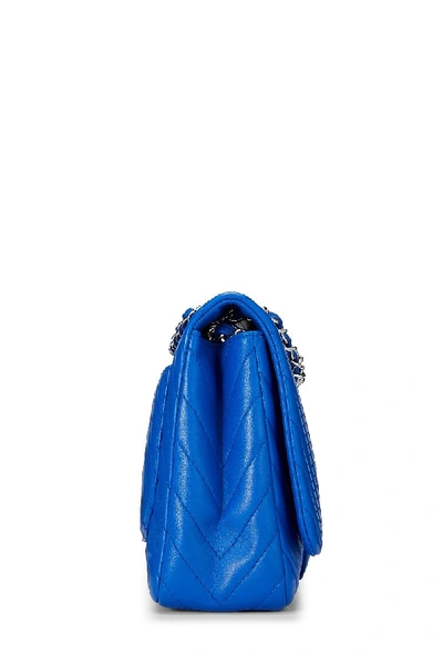 Pre-owned Chanel Blue Lambskin Chevron Flap Jumbo