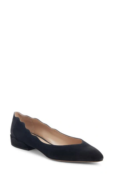 Shop Chloé Laurena Scalloped Flat In Black